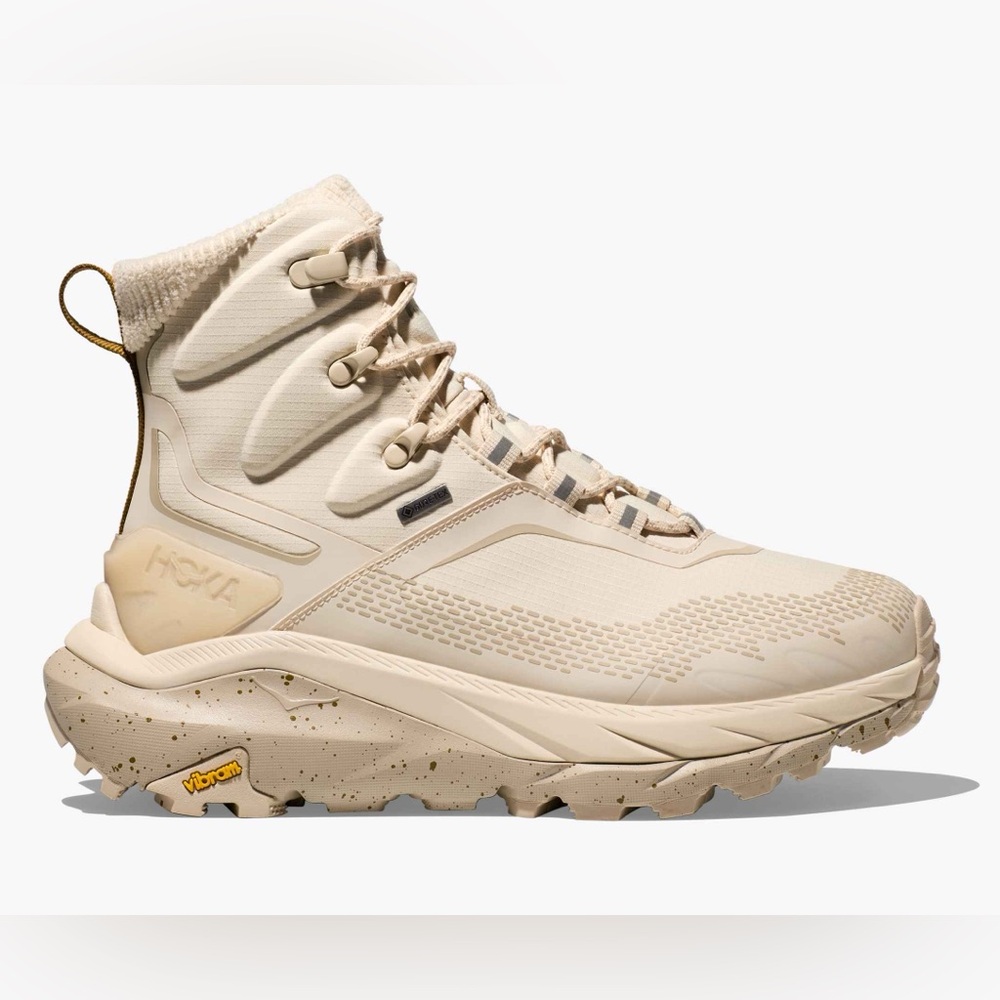 HOKA Kaha 2 Frost GTX Hiking Boots in Oat Milk